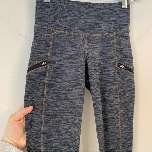 ATHLETA Coolmax Zip Pocket Athletic
Workout Leggings XXS - Picture 5 of 12